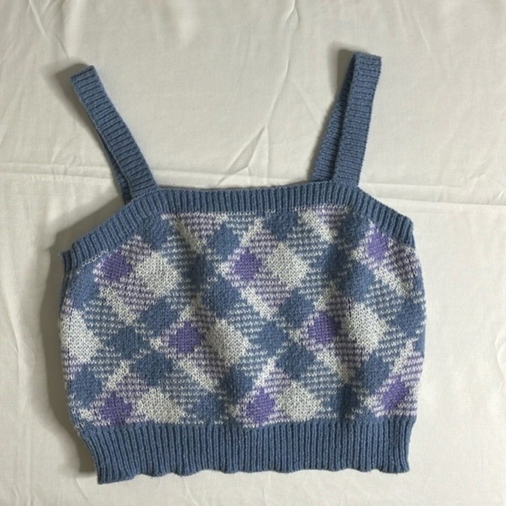 ⭐️ NWOT- Plaid knit crop tank top- size large - Picture 1 of 6